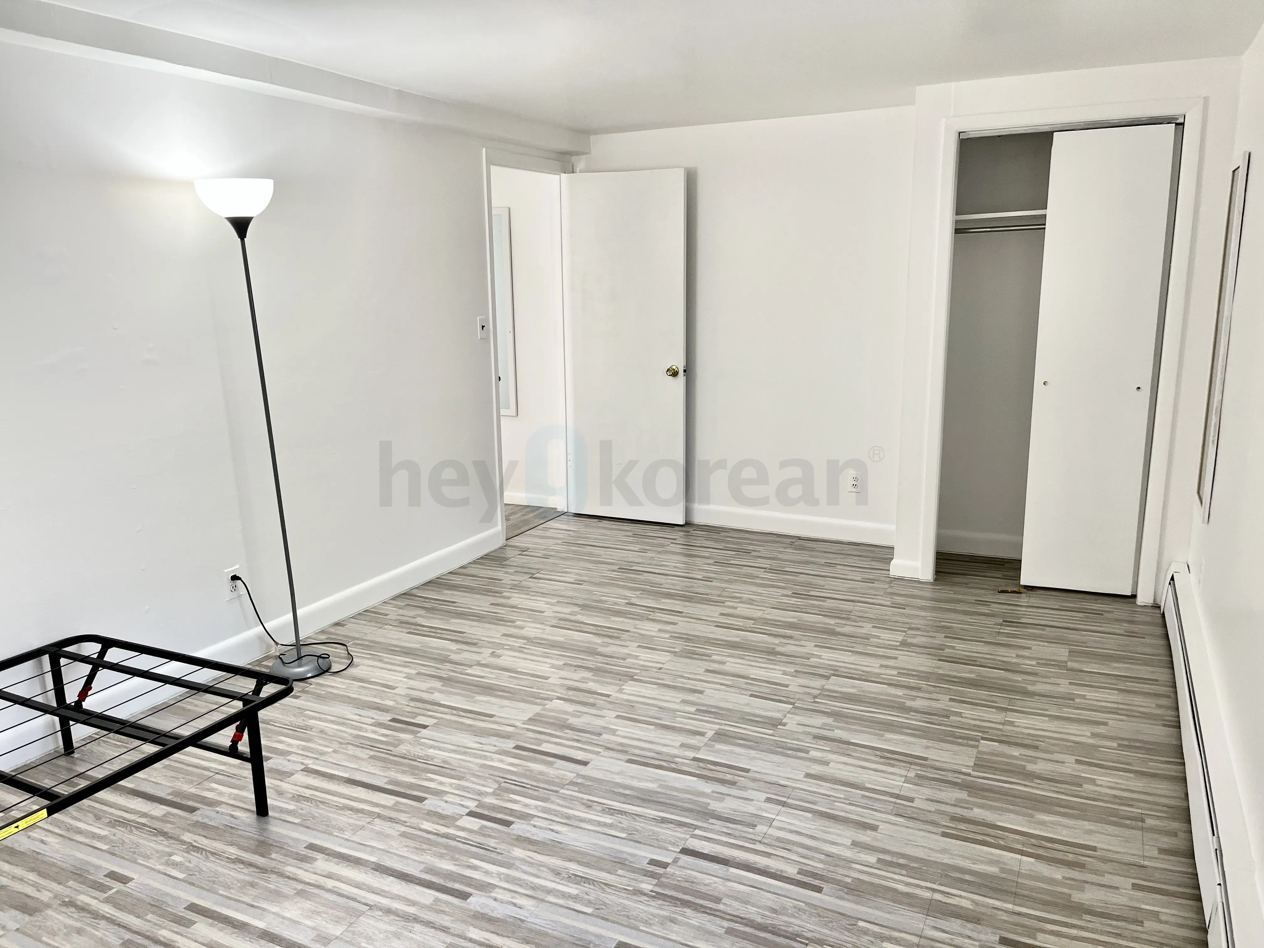 잉글우드 교통 편리한 1베드룸 렌트 합니다 .