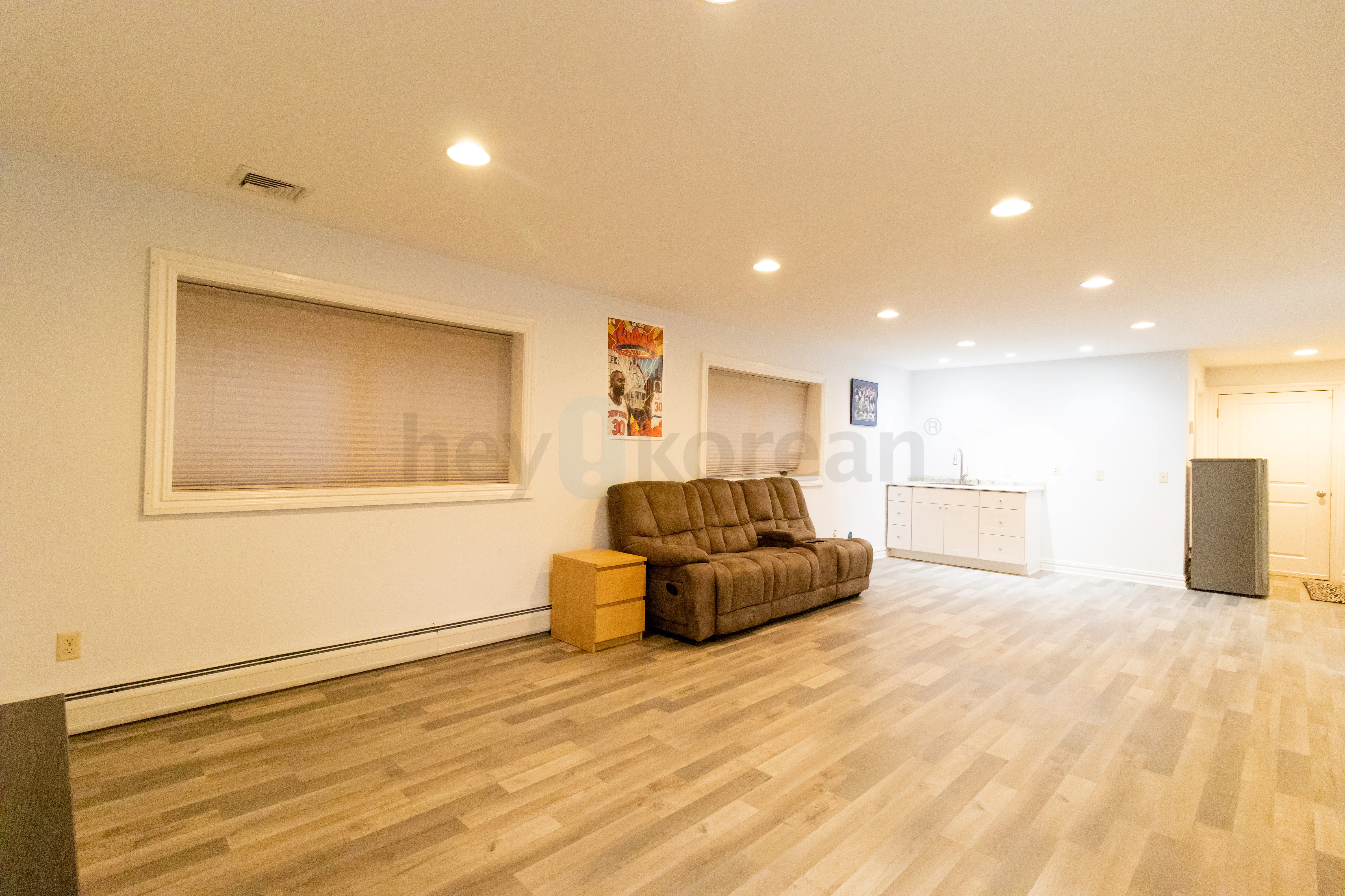 STUDIO RENT