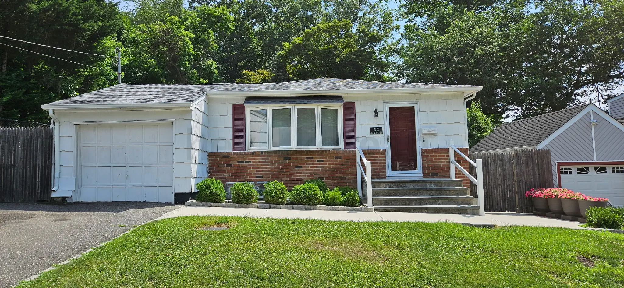 Lovely 3 Bedroom 2 Bathroom House for rent Long Island