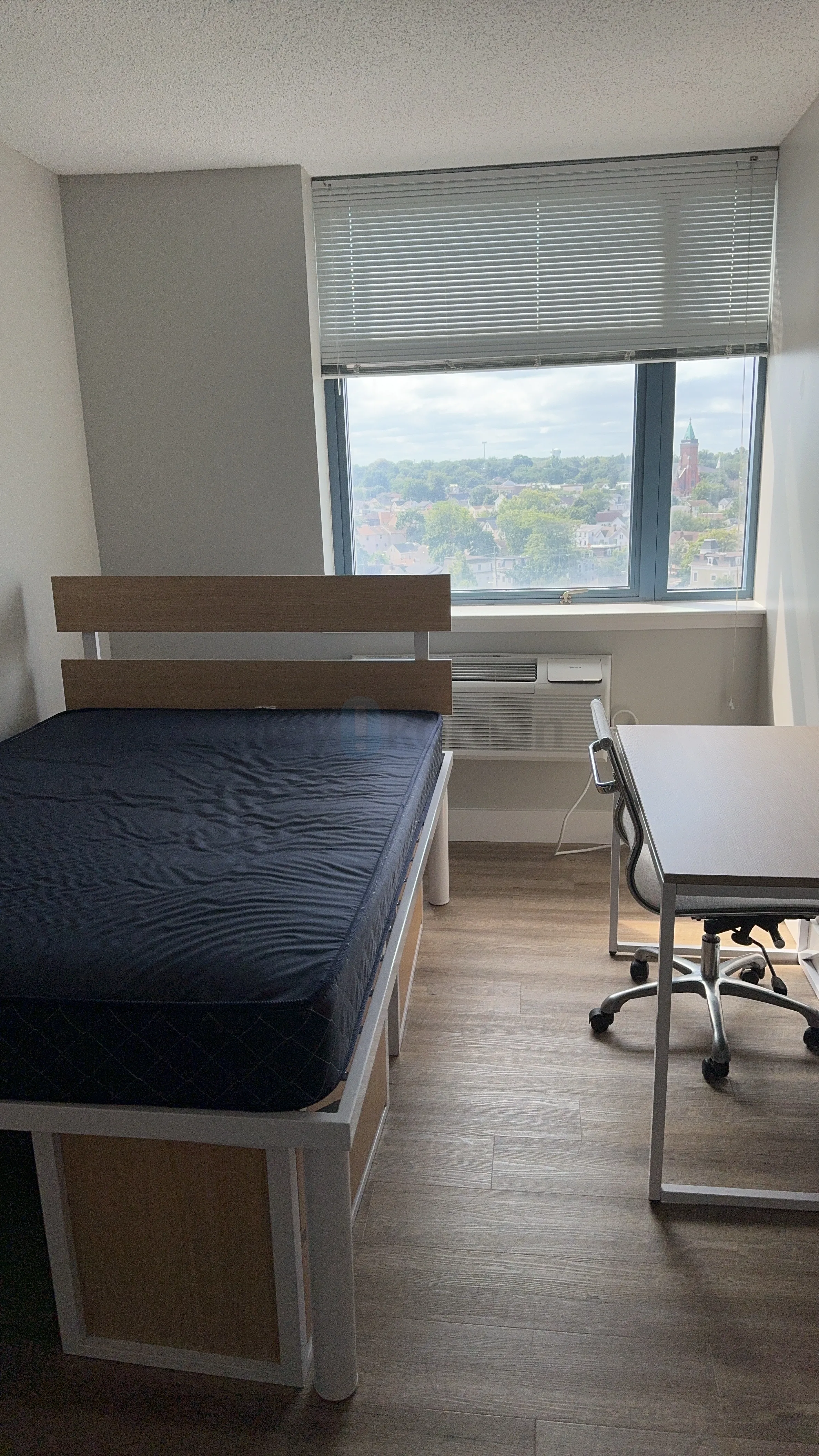 Rutgers NB에서 가까운 Socam 아파트에 살 여 룸메이트 구합니다