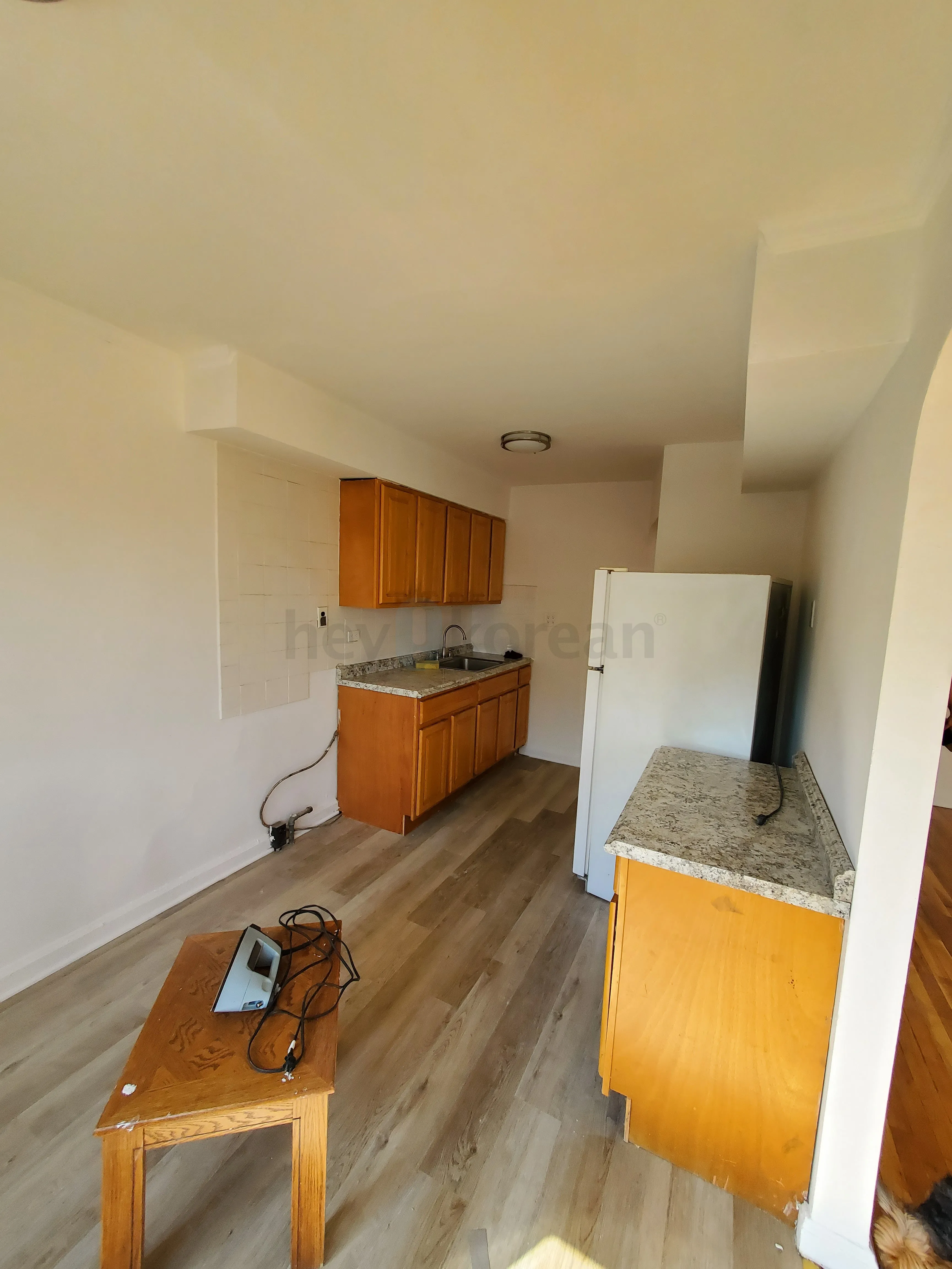 플러싱 머레이기차역근처 149st 넓은 2베드 힛포함$2500/159st $2350