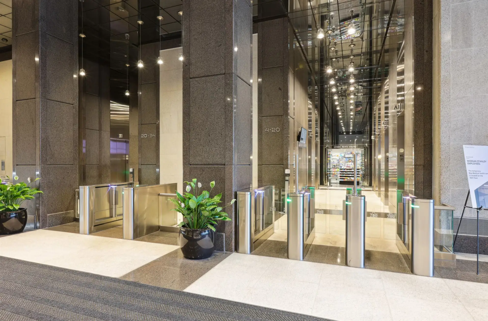 KYC (Associate) - Entry / Experienced