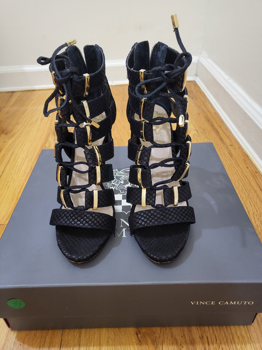 Vince camuto 샌들 size 5.5 in Queens, NY