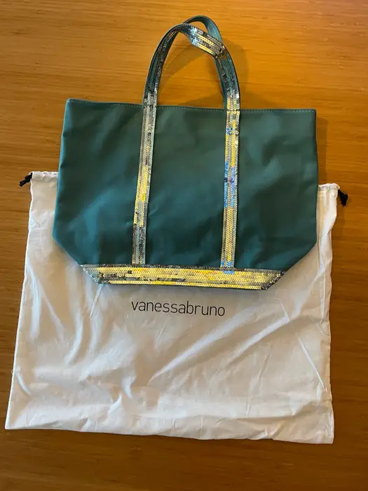 Canvas and Sequins M Cabas Tote 바네사 브루노 VANESSABRUNO 새상품 in Bergen County, NJ