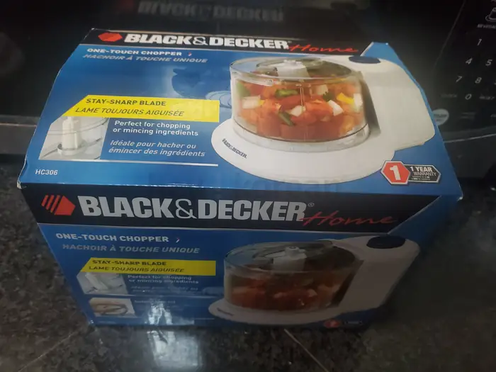 Black & Decker Home 1 1/2 Cup One Touch Electric Chopper for Sale.