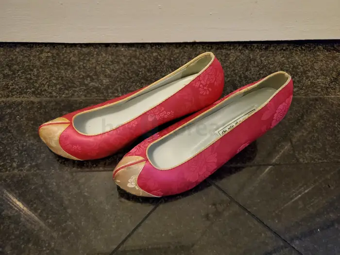 한복 Shoes for Sale.