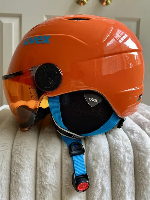 무빙세일/ 가격인하!! UVEX visor / helmet in Bergen County, NJ