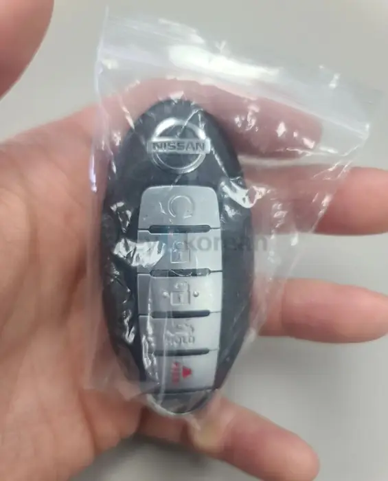 2015 Nissan Altima 5 button smart key - 2015 5버튼 알티마 sl 키