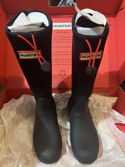 Hunter Rain Boots US Size 6 in Queens, NY