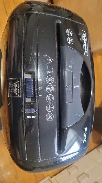 문서 분쇄기(Cross-Cut paper Shredder ) in Bergen County, NJ