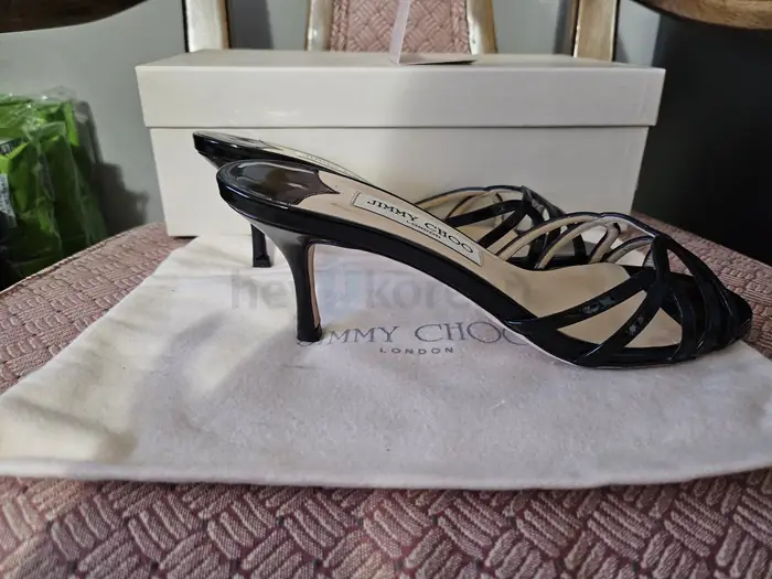 Jimmy Choo in Bergen County, NJ