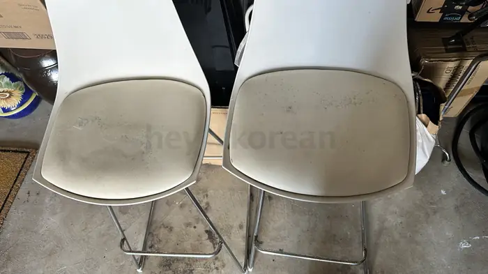 저렴한 Chair 2개