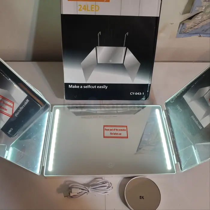 LED 3면거울 - 3 Way 360 Trifold Mirror with LED in Queens, NY