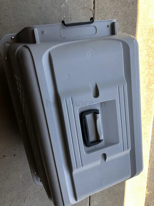 Dog house and carrier for dog or cat in Bergen County, NJ