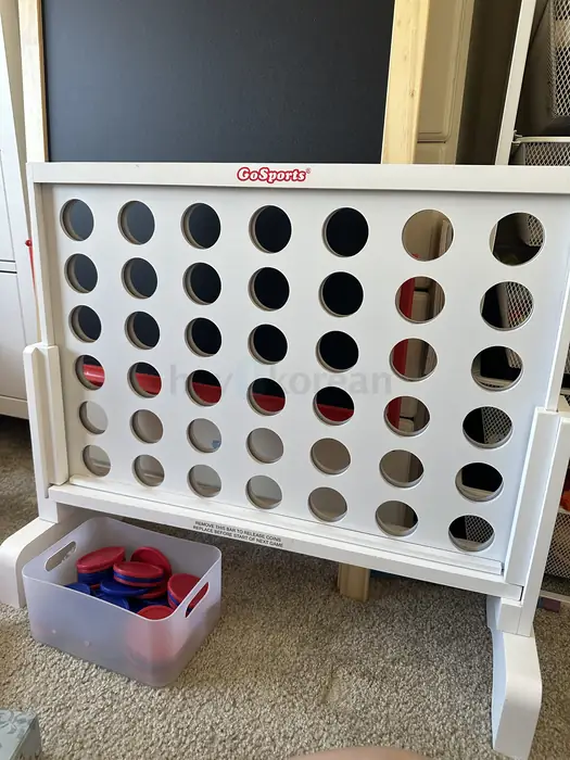 Giant 4 in a row wirh carrying case in Bergen County, NJ