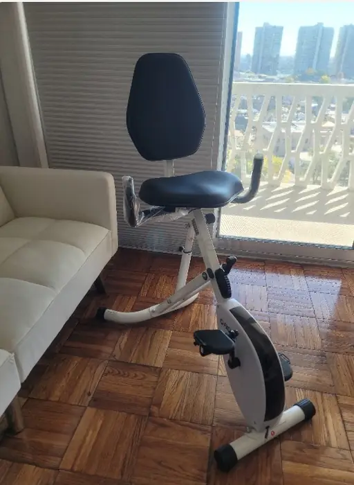 포트리 무빙세일 - 실내자전거 (Fit Desk), 암막커튼 등등 in Bergen County, NJ