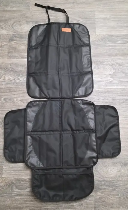 자동차 카 시트 = 1 Pack of Seat Protectors in Bergen County, NJ