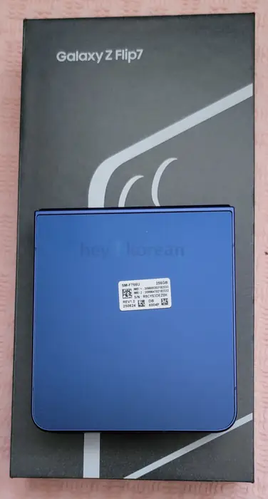 삼성 전화기(samsung Galaxy Z flip7)