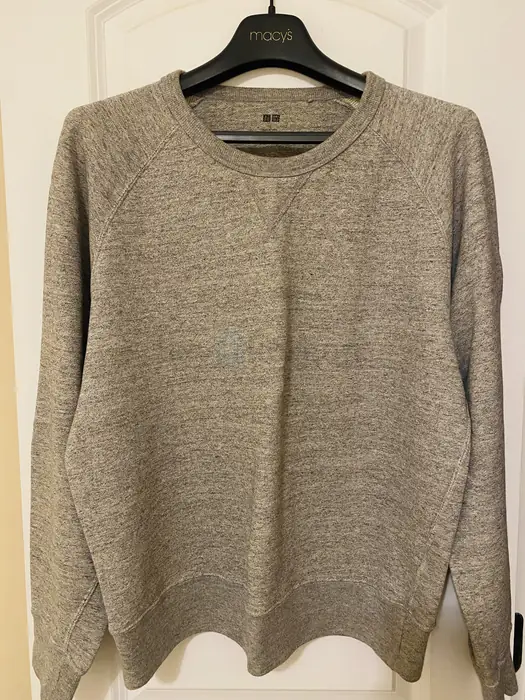 Uniqlo Sweat Shirts in Queens, NY