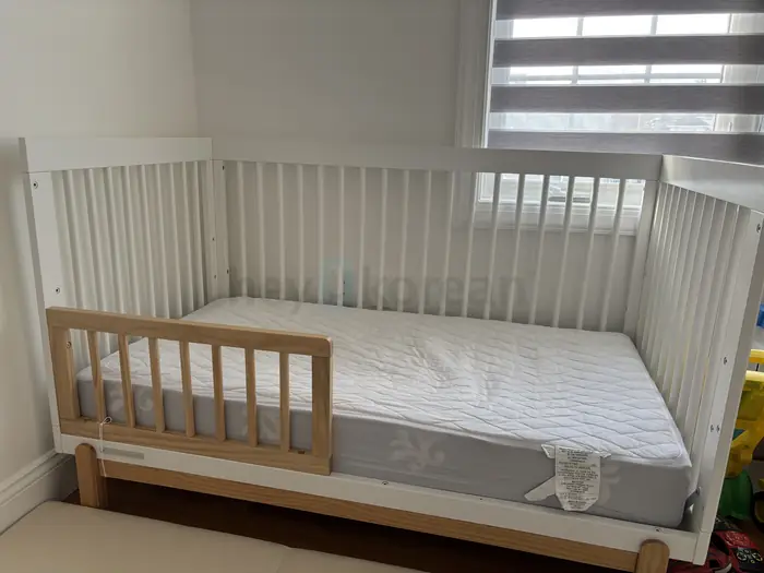 Delta children crib + guardrail+ beautyrest 매트리스 in Bergen County, NJ