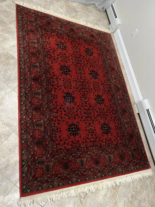 Persian Style 8'5" x 5'4" Rug in Bergen County, NJ