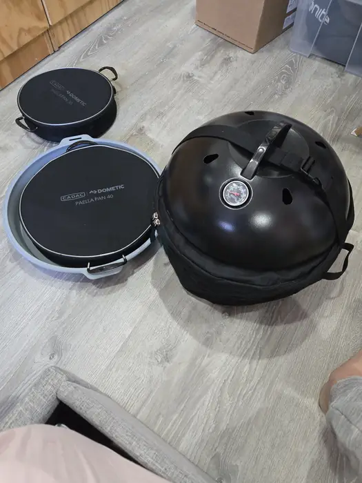 CADAC / Dometic 캠핑용 가스 그릴 풀세트 (거의 새상품)