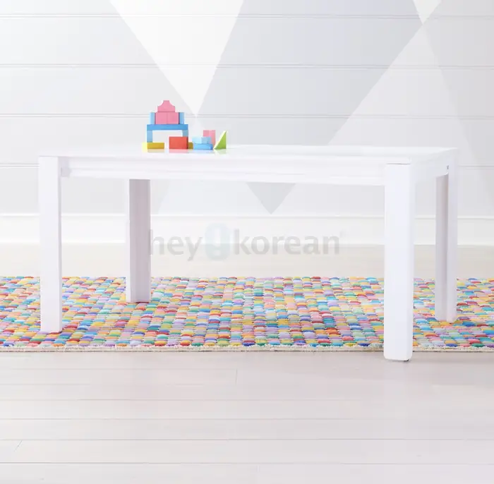 Adjustable White Wood Large Kids Table and Chairs in Manhattan, NY