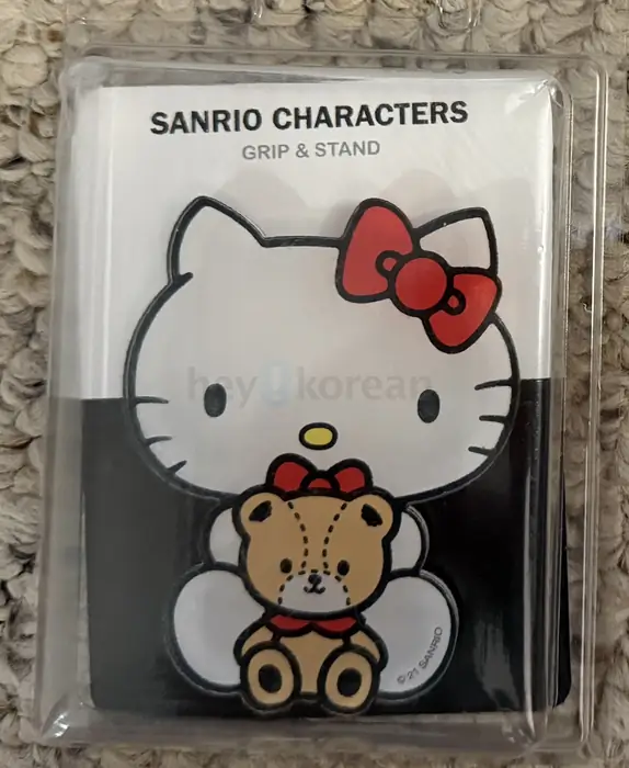 (박스채 새것) Hello Kitty (정품) 전화기 Grip and Stand in Bergen County, NJ