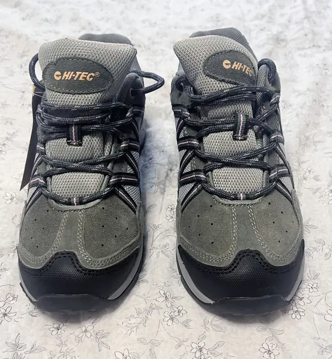 Hi-Tec Trak lite Women's Waterproof Mid hiking Shoes, 여성용 등산화 7B
