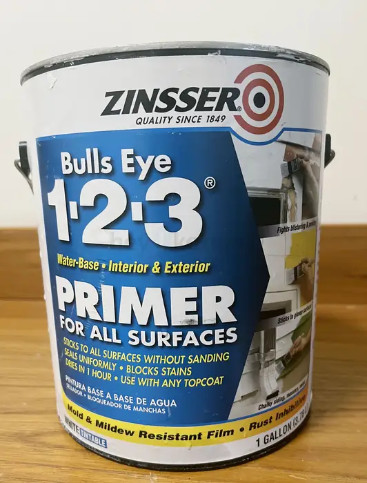 Zinsser Bulls Eye 1-2-3 1 Gal. White Water-Based Interior/Exterior Primer and Sealer, 초벌용 페인트