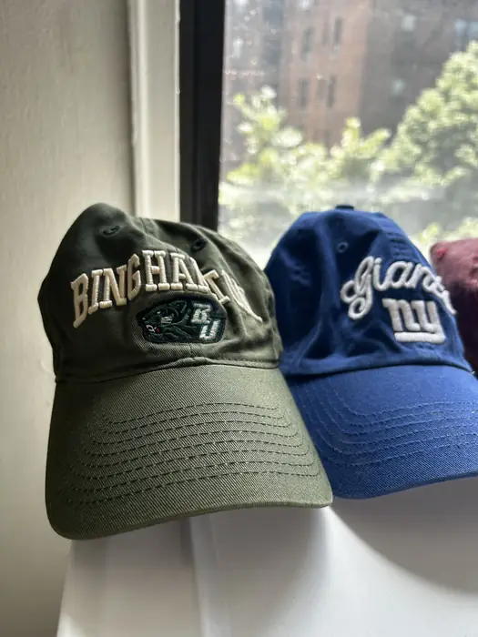 모자 in Queens, NY