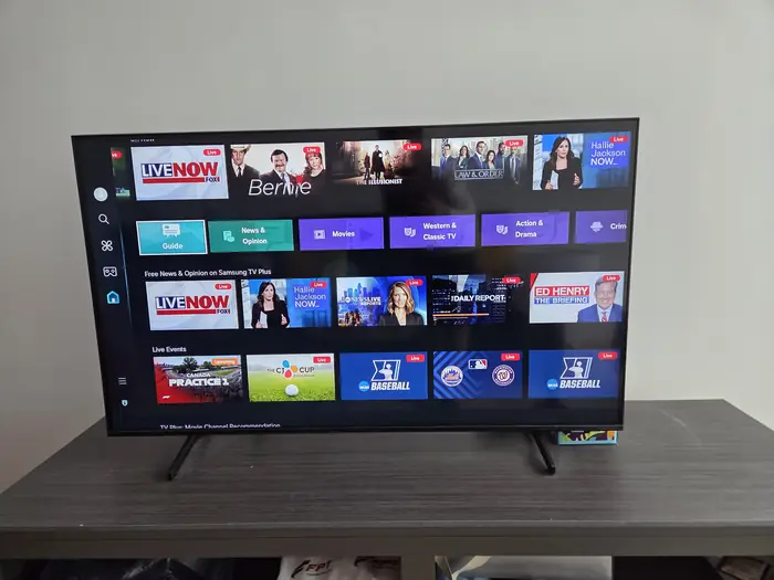 43” Class U8000H Series Crystal UHD 4K Smart TV in Manhattan, NY