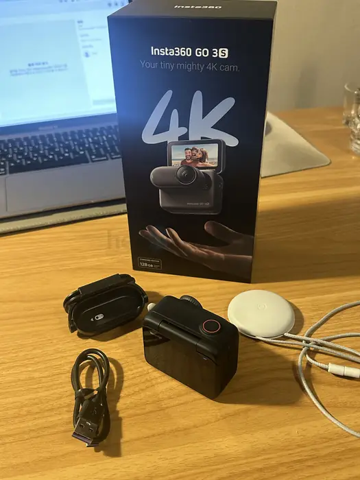 인스타360 GO 3S 액션캠(128GB) 딱 2번 사용한 거의 새 것. in Bergen County, NJ
