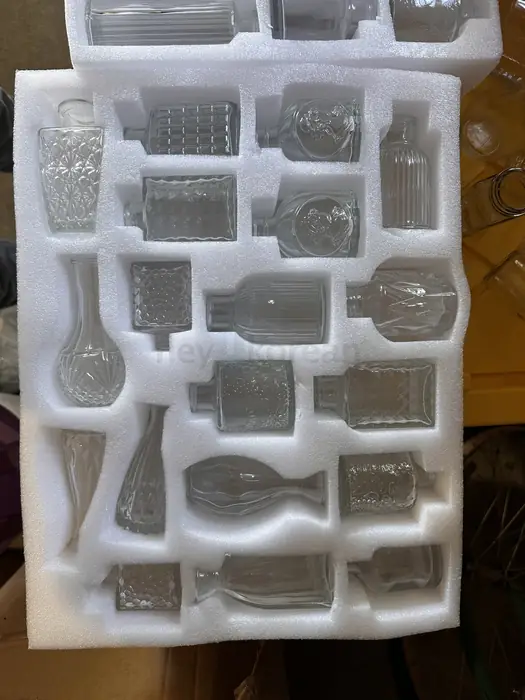 36 pcs glass flower vases in Bergen County, NJ