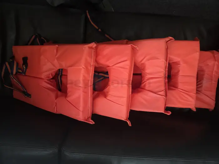 Life vest (5 available) in Bergen County, NJ