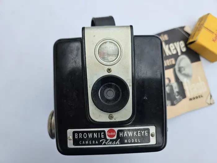 Vintage Kodak Brownie Hawkeye Flash Camera. in Bergen County, NJ