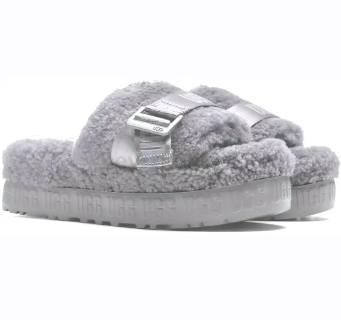 [새제품] UGG Fluffita 슬리퍼 여성용 판매합니다 in Bergen County, NJ