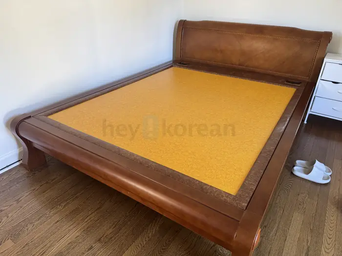 돌침대,황토침대,소파,다이닝 테이블 in Bergen County, NJ