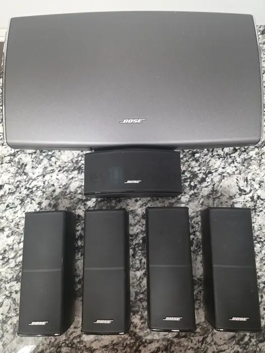 Bose 5.1 Hometheater system 홈씨에터 스피커 - Lifestyle AV35 in Bergen County, NJ