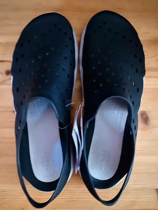 [NEW] Crocs Swiftwater Wave Water Shoes Sandals