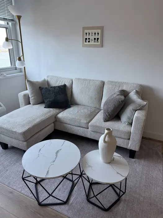 쇼파, 퀸 사이즈 매트리스, 침대프레임 일괄 나눔 합니다 in Manhattan, NY