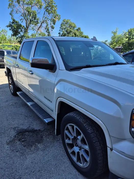 Gmc denali in Queens, NY