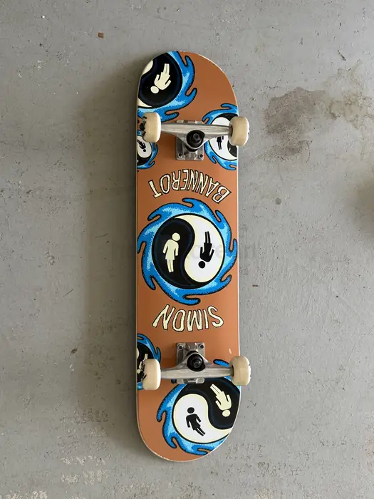 Bannerot Yin-Yang Skateboard Complete – Excellent Condition | 8" x 31.875" in Bergen County, NJ
