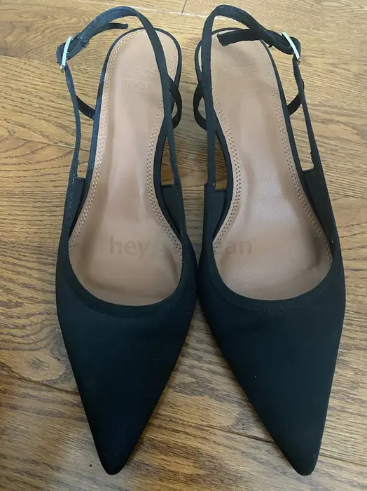 ASOS  구두 샌달 in Manhattan, NY