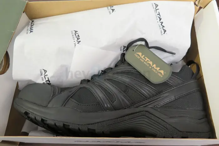 Altama Aboottabad Trail Low - Size 9.5 in Bergen County, NJ