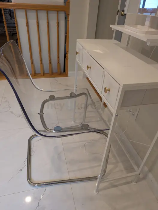 Compact Vanity Table in Bergen County, NJ