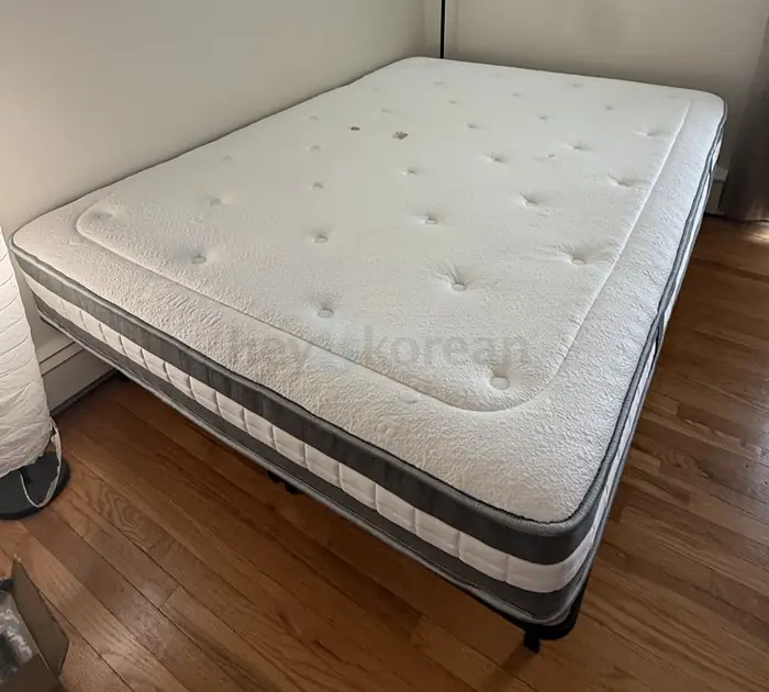 퀸 매트리스 + 철제프레임 in Bergen County, NJ