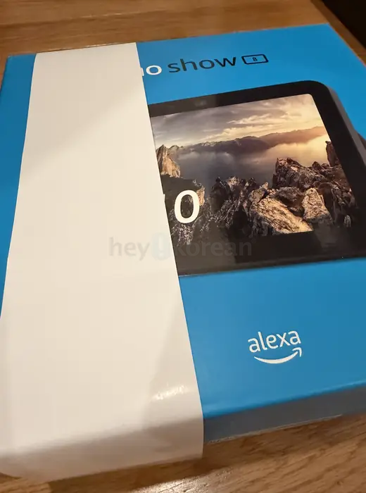 Echo Show 8 (3rd gen) in Manhattan, NY
