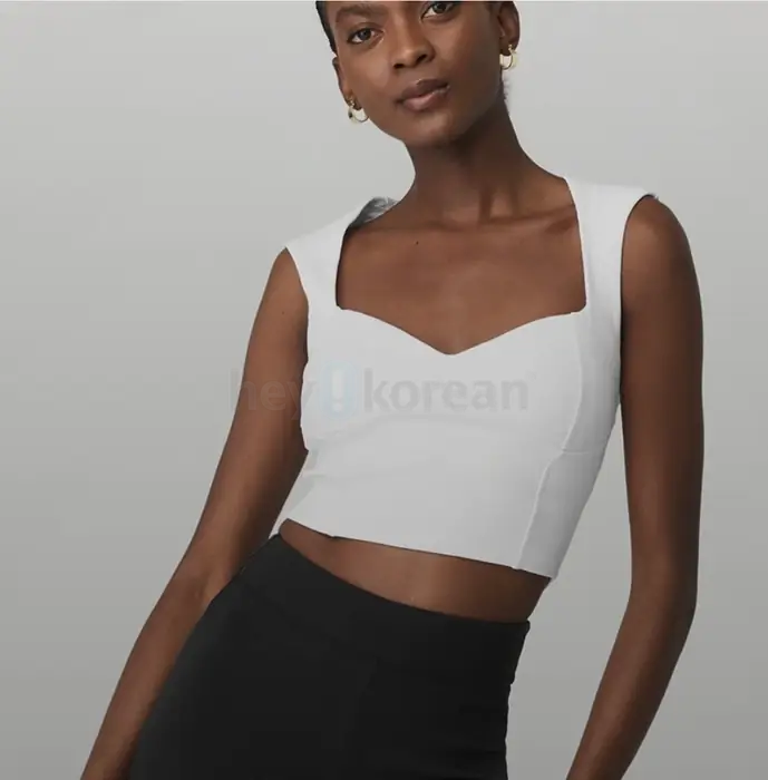 Alo Yoga Sport Top 하양이 알로 요가 스포츠탑 스몰 ($35 쉽포