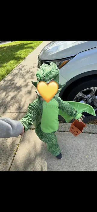 할로윈 공룡 in Bergen County, NJ